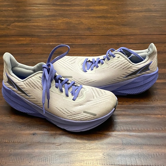 Altra Light Gray FWD experience Woman US 6.5 ACS - Picture 1 of 4